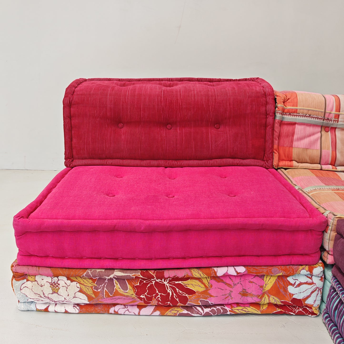 Divano modulare Mah Jong By Missoni, H. Hopfer per Roche Bobois 4 posti (rosso)