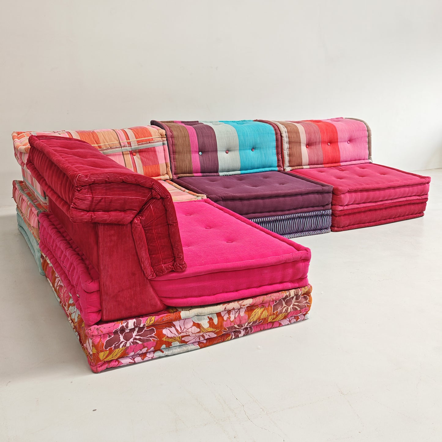 Divano modulare Mah Jong By Missoni, H. Hopfer per Roche Bobois 4 posti (rosso)