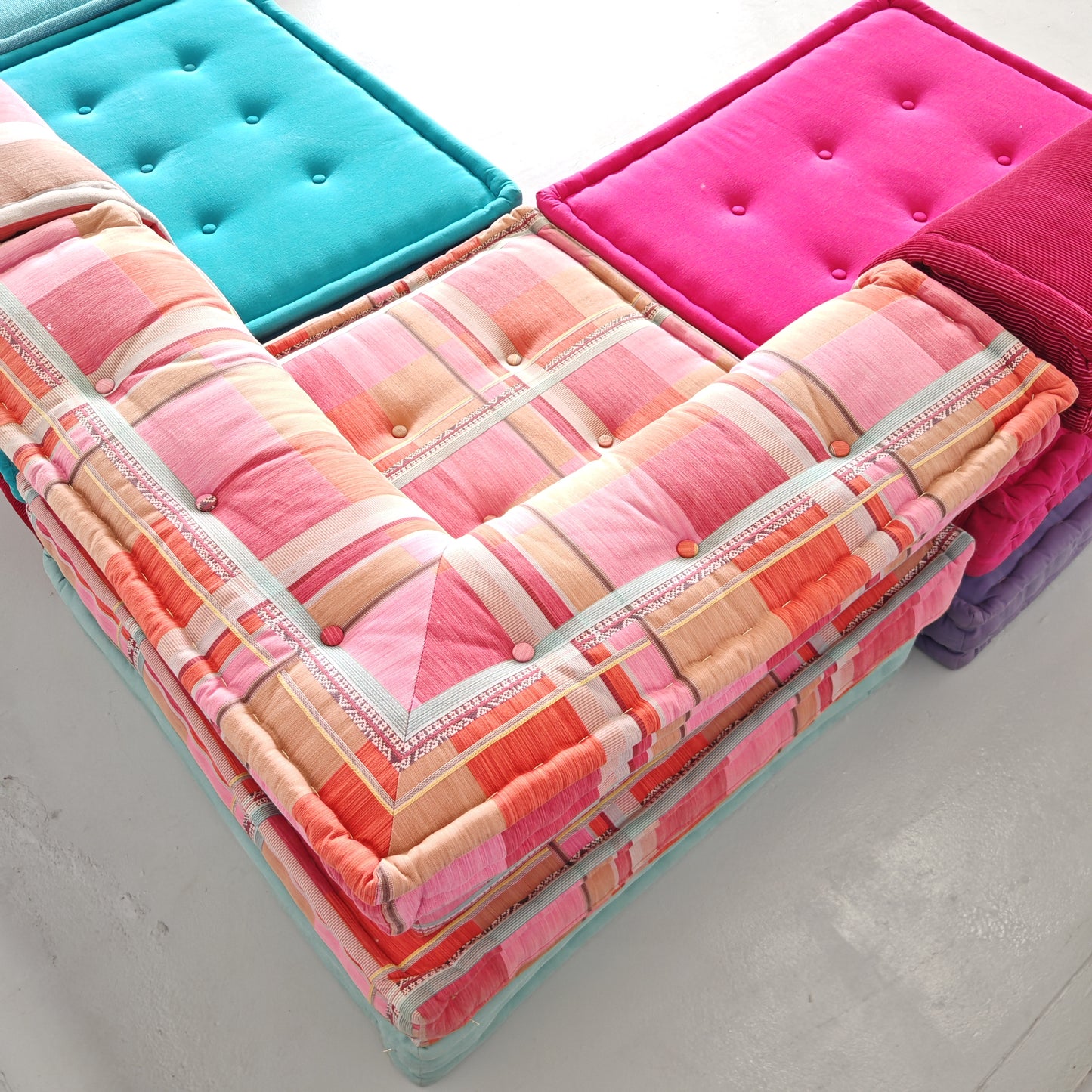 Divano modulare Mah Jong By Missoni, H. Hopfer per Roche Bobois 6 posti