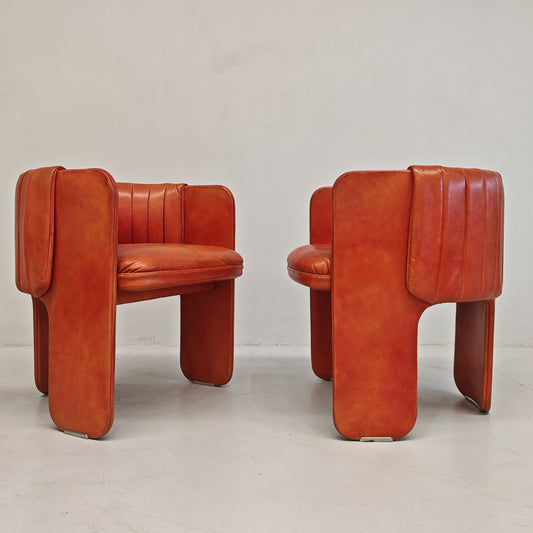 Coppia Poltrone a pozzetto in pelle mod. Dinette, Luigi Massoni per Poltrona Frau anni 70