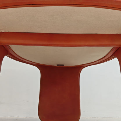 Coppia Poltrone a pozzetto in pelle mod. Dinette, Luigi Massoni per Poltrona Frau anni 70