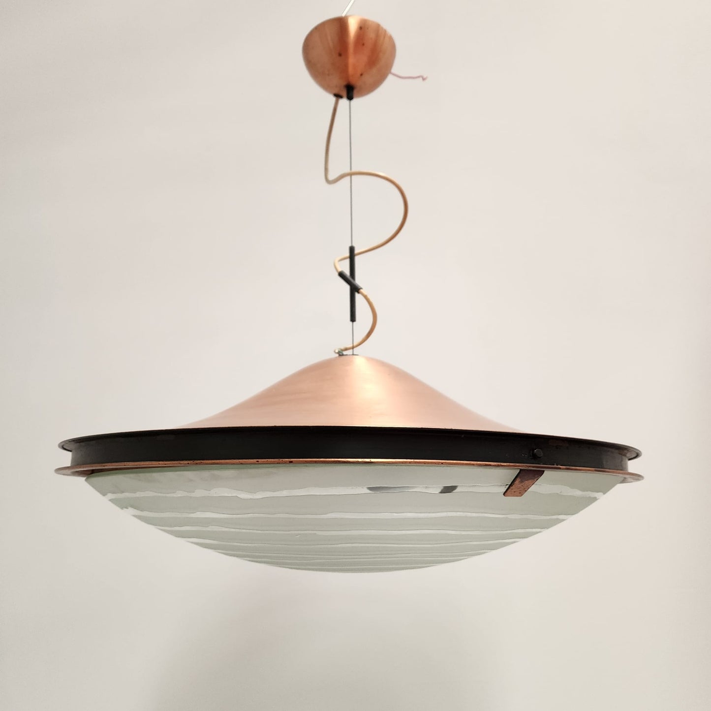 Lampadario UFO in Rame e vetro decorato vintage anni 50 60