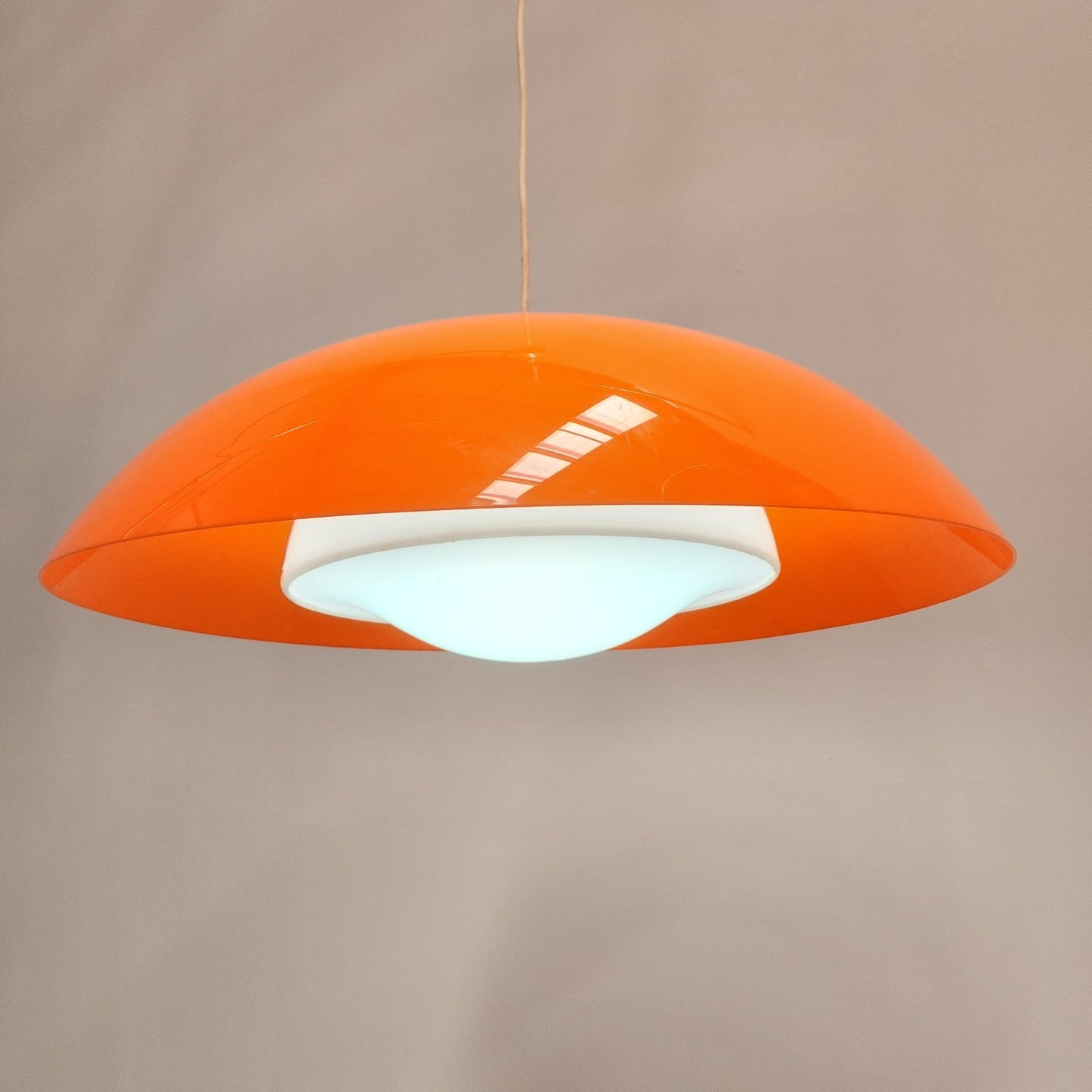 Lampadario Guzzini arancione space age anni 70