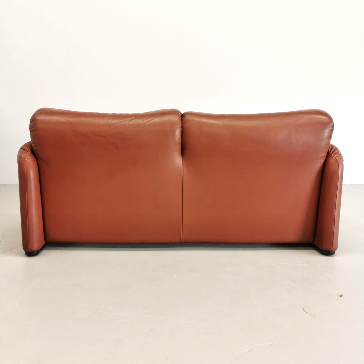 Divano 2 posti in pelle Maralunga Vico Magistretti per Cassina 1970's (B)