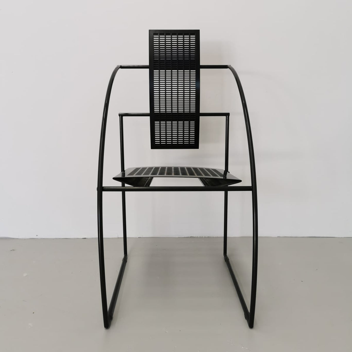 Set de 6 chaises modèle Quinta de Mario Botta pour Alias, années 1980.