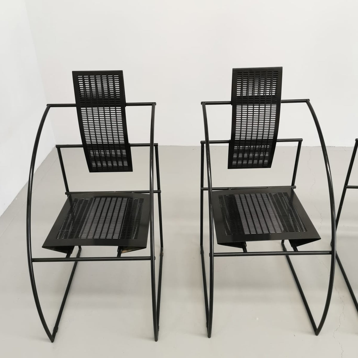 Set de 6 chaises modèle Quinta de Mario Botta pour Alias, années 1980.