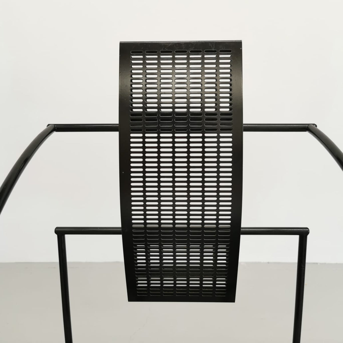 Set de 6 chaises modèle Quinta de Mario Botta pour Alias, années 1980.
