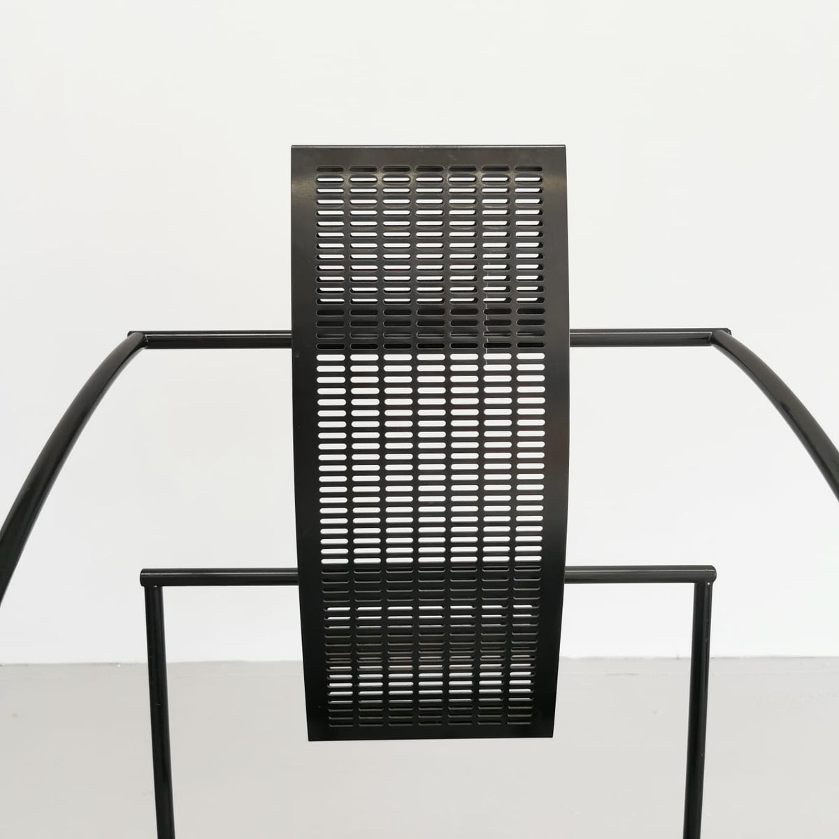 Set de 6 chaises modèle Quinta de Mario Botta pour Alias, années 1980.