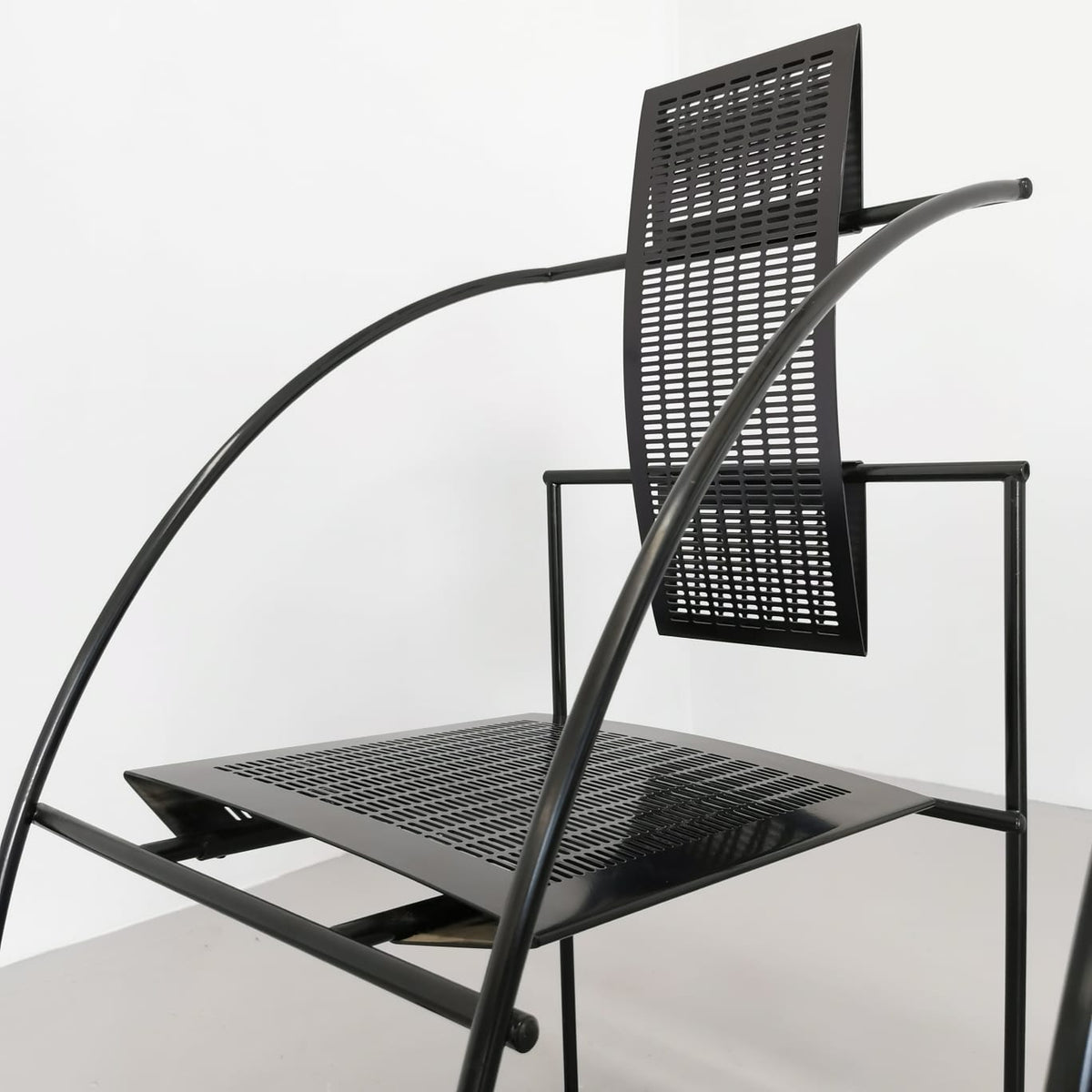 Set de 6 chaises modèle Quinta de Mario Botta pour Alias, années 1980.