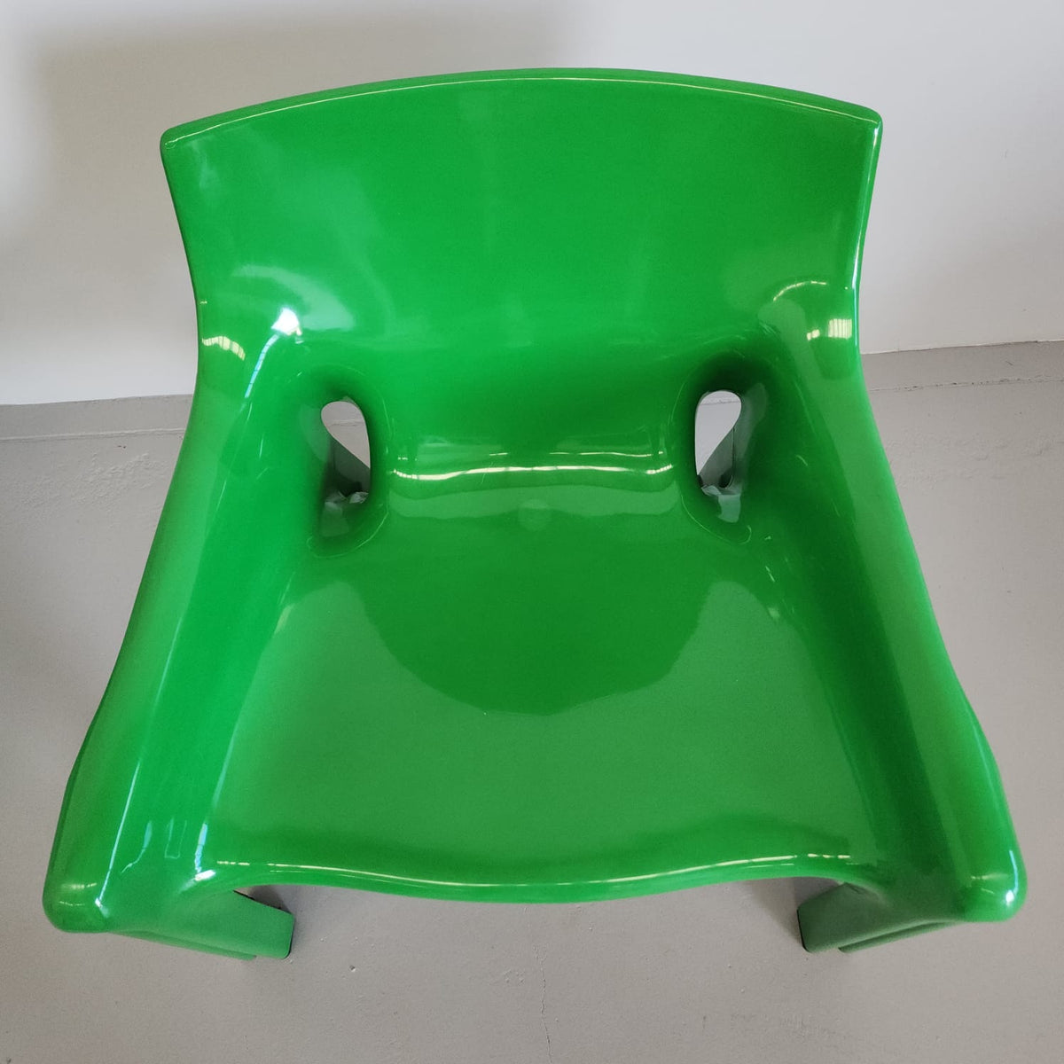 Fauteuil Vicario de Vico Magistretti pour Artemide, années 1970 (VERT)