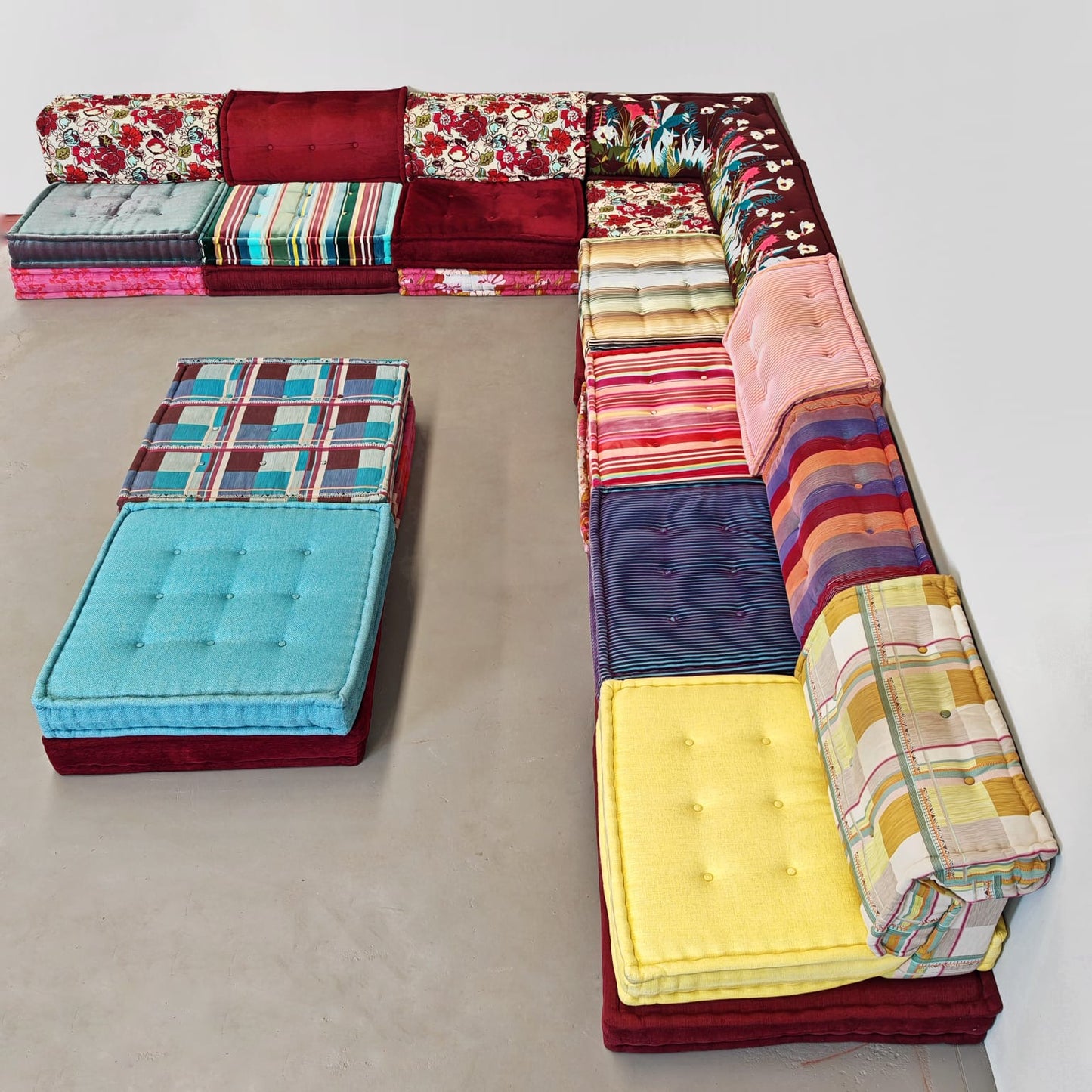 Divano modulare Mah Jong By Kenzo, Hans Hopfer per Roche Bobois 1970's