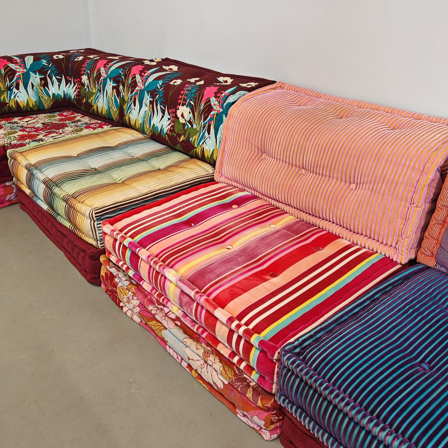 Divano modulare Mah Jong By Kenzo, Hans Hopfer per Roche Bobois 1970's