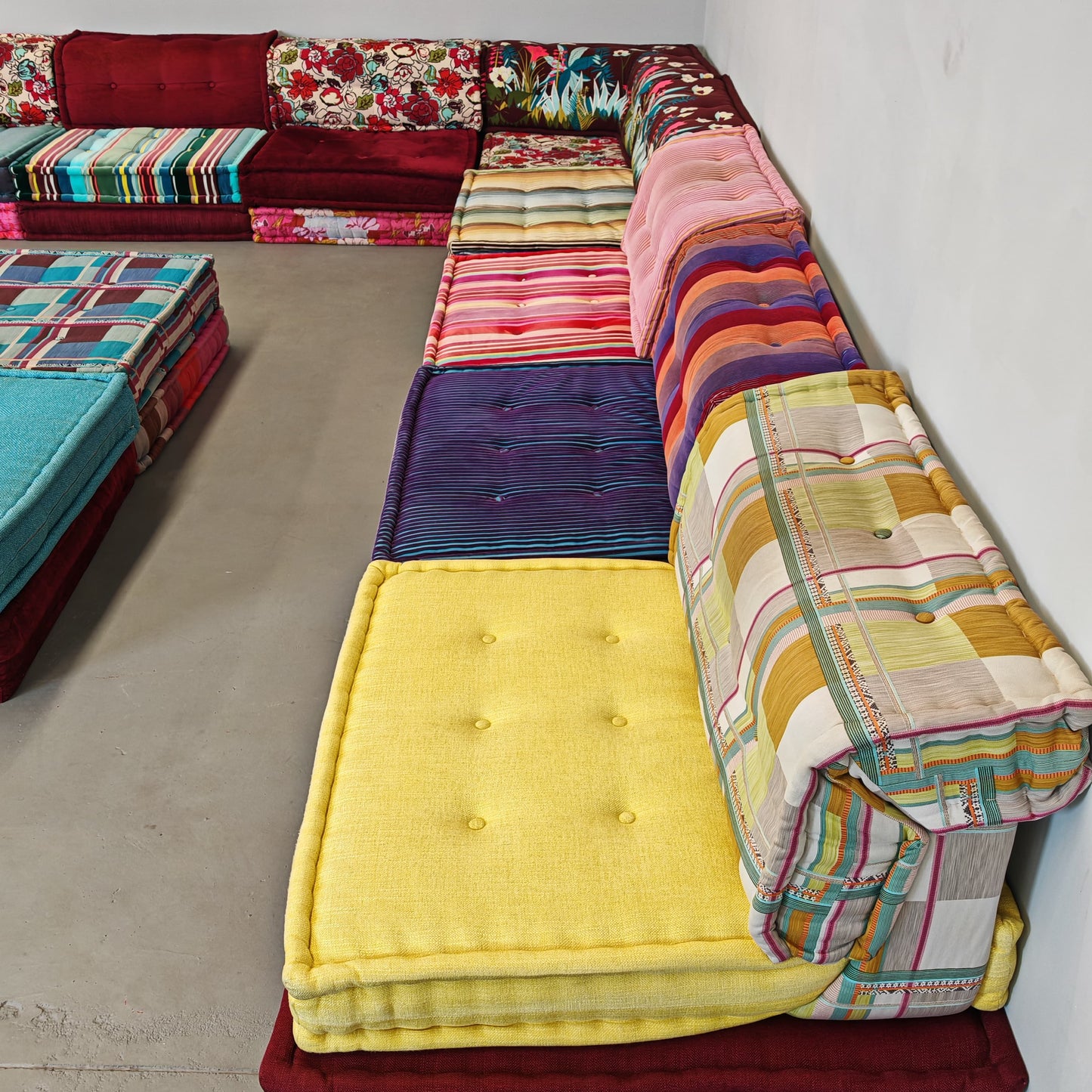 Divano modulare Mah Jong By Kenzo, Hans Hopfer per Roche Bobois 1970's