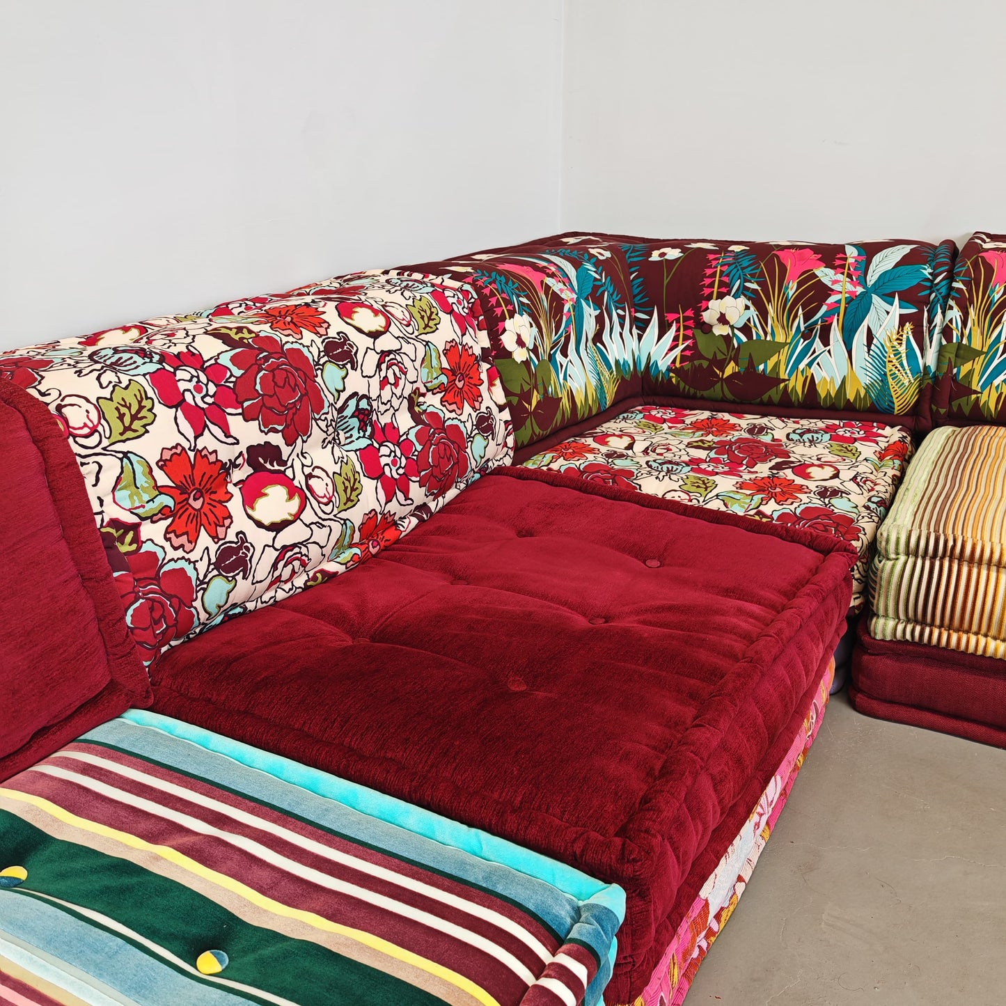 Divano modulare Mah Jong By Kenzo, Hans Hopfer per Roche Bobois 1970's