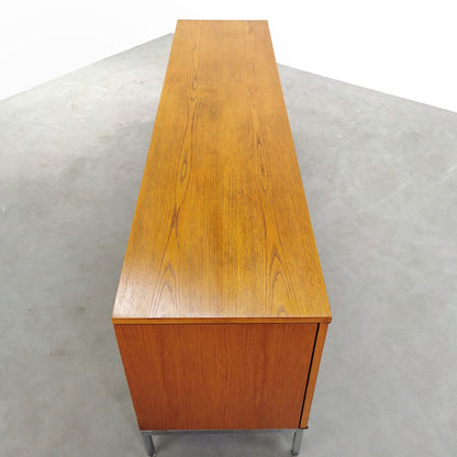 Buffet en chêne de Florence Knoll pour Knoll International, 1961