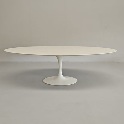 TAVOLO OVALE TULIP LAMINATO KNOLL