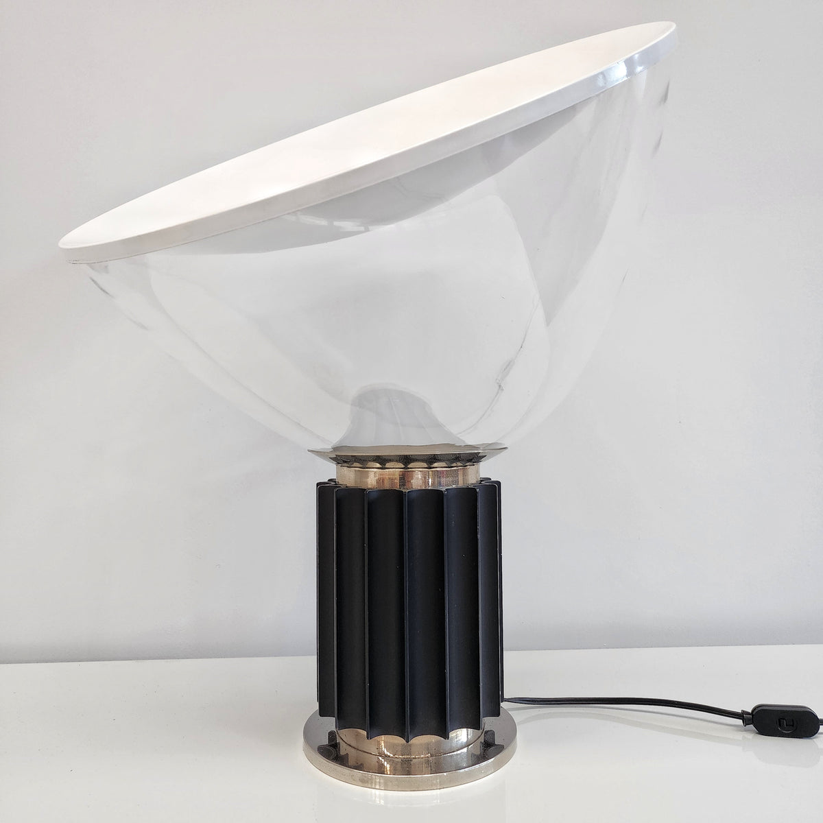 Lampe de table modèle Taccia, Castiglioni pour Flos, années 1960
