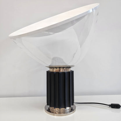 Lampe de table modèle Taccia, Castiglioni pour Flos, années 1960
