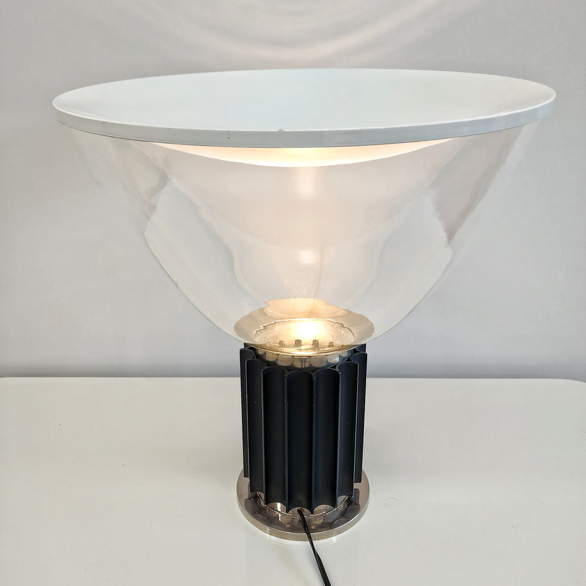 Lampe de table modèle Taccia, Castiglioni pour Flos, années 1960
