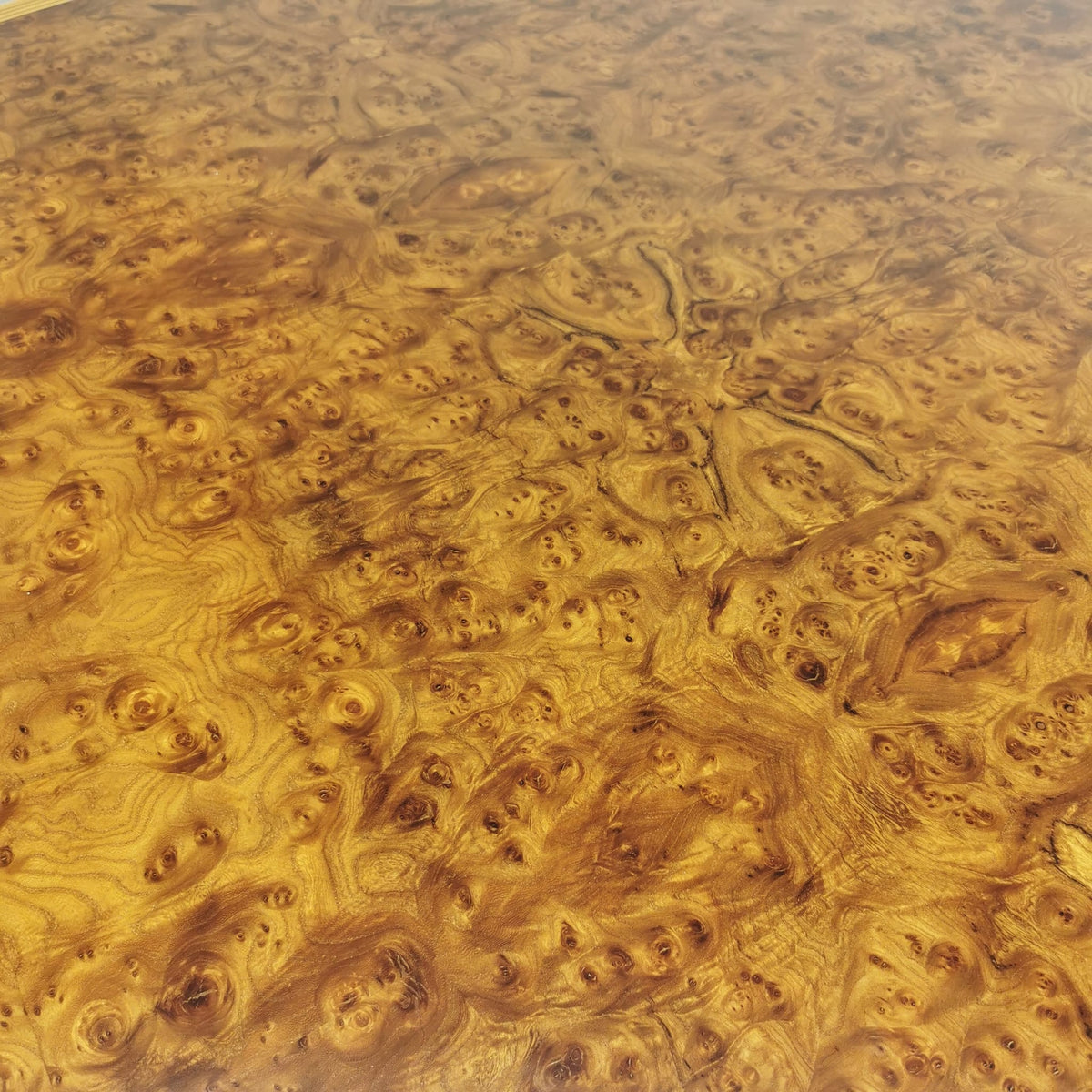 Table ovale Artona d’Afra et Tobia Scarpa pour Maxalto, années 1970