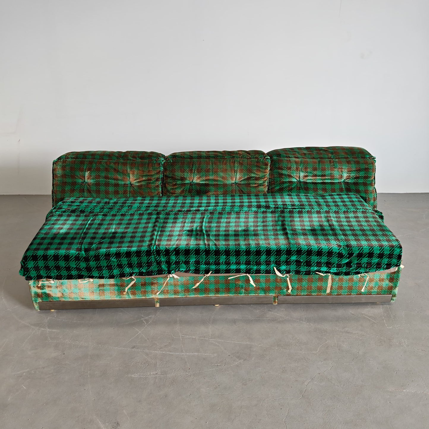 Divano Letto Daybed in velluto verde pied de poule vintage anni 70