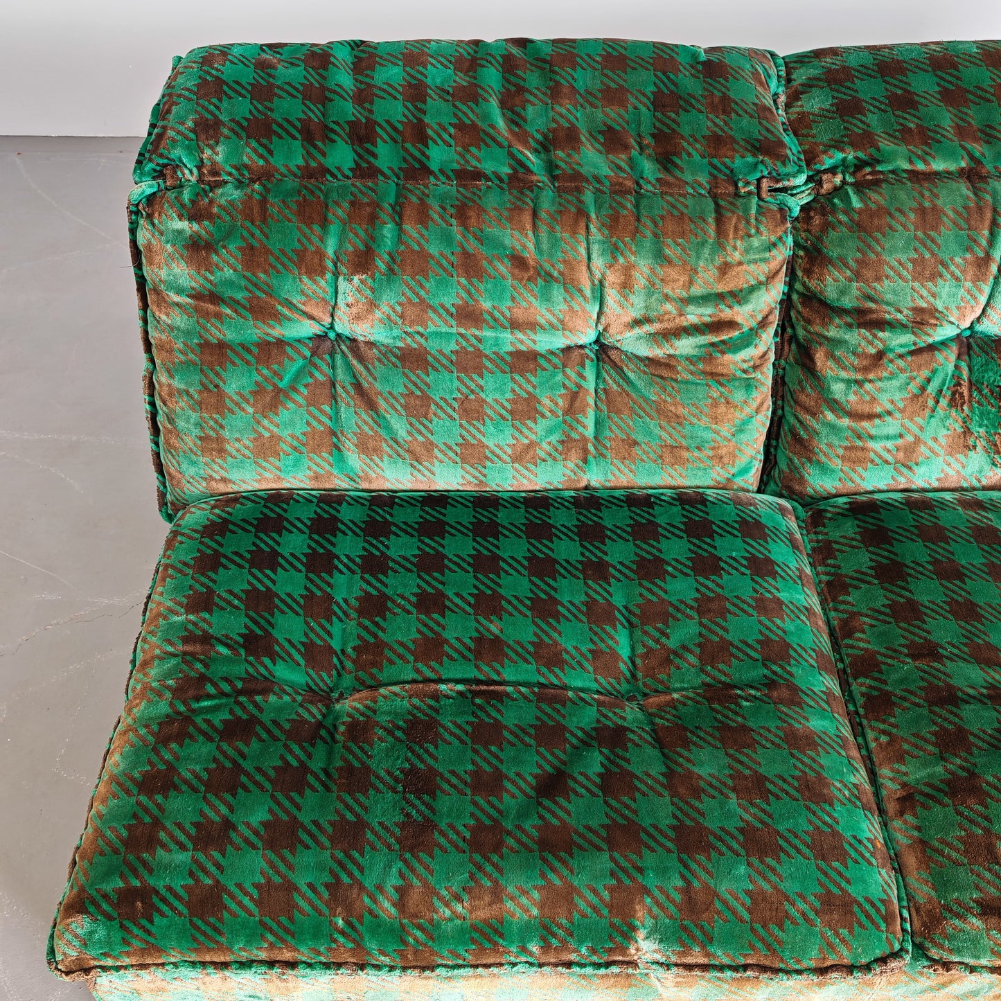 Divano Letto Daybed in velluto verde pied de poule vintage anni 70