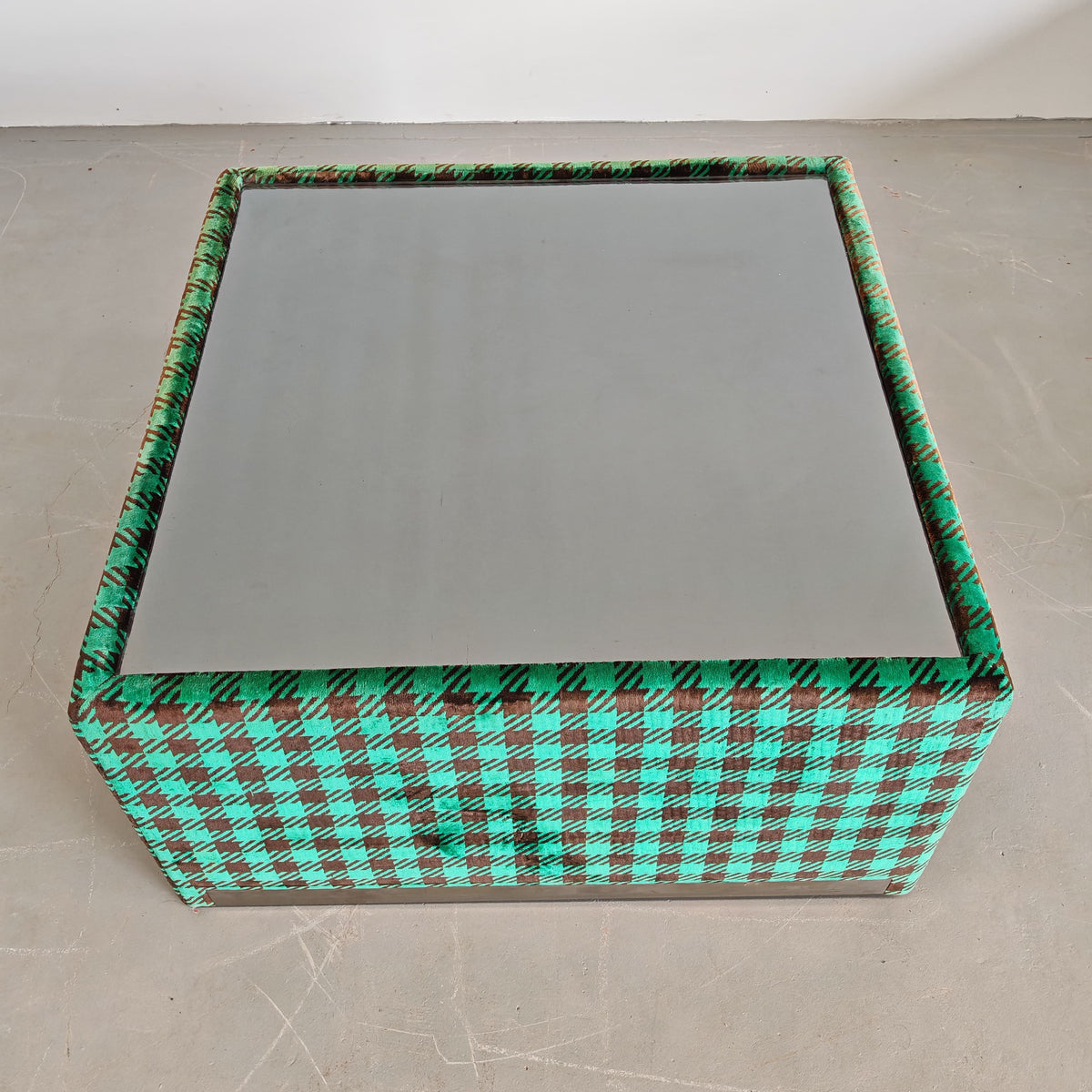 Tavolo specchio verde scacchi