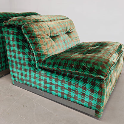 Fauteuils verts en damier