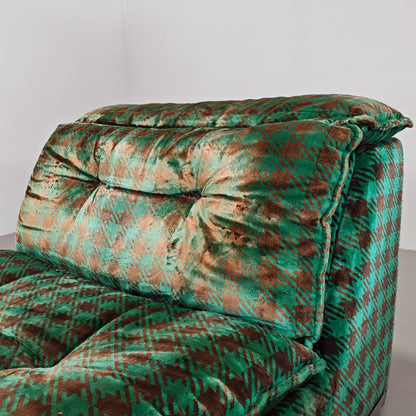 Fauteuils verts en damier