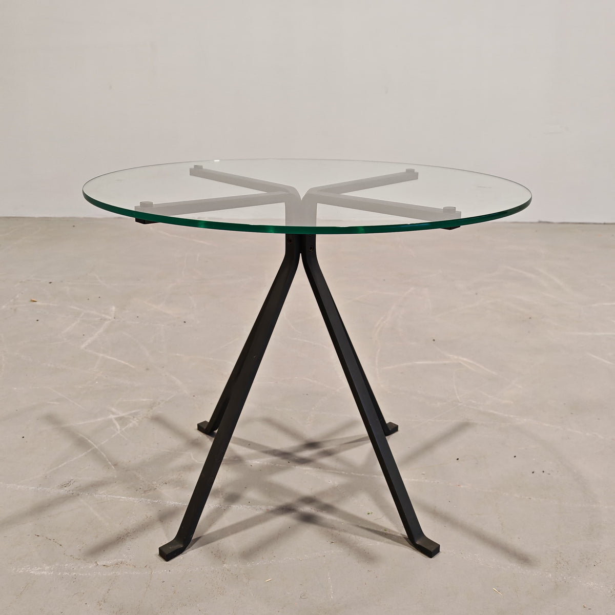 Table basse mod. Cuginetto, Enzo Mari pour Driade, années 1970