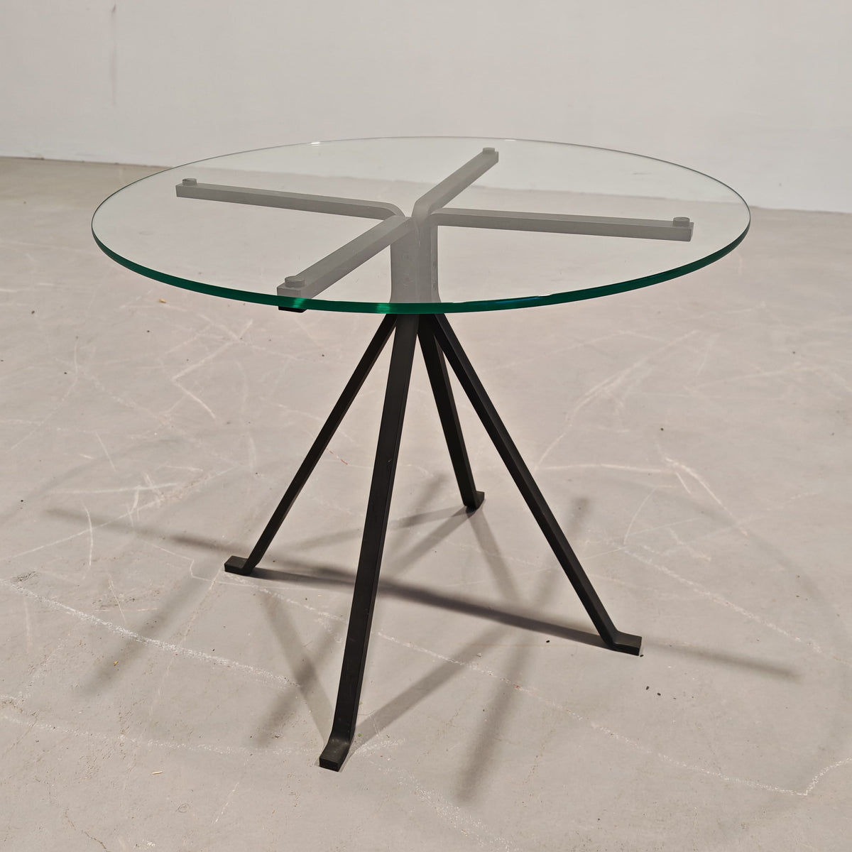 Table basse mod. Cuginetto, Enzo Mari pour Driade, années 1970
