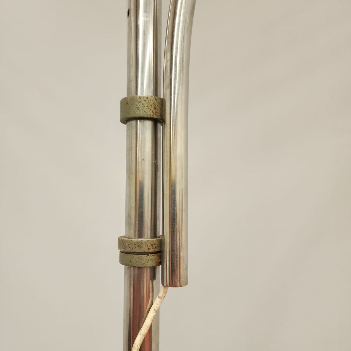 Lampadaire Arco terre-ciel de Pirro Cuniberti pour Sirrah, années 1970