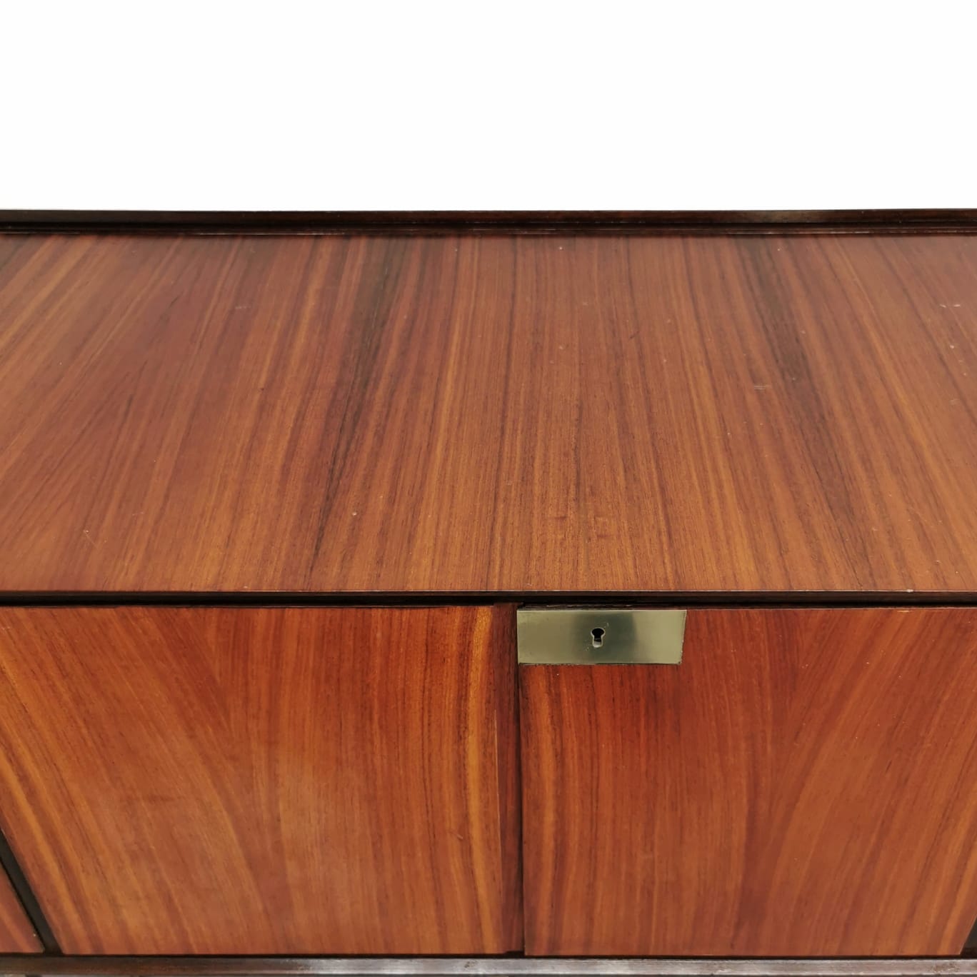 Sideboard Sospeso in teak Edmondo Palutari per Vittorio Dassi 1950's