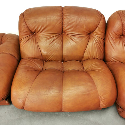 Modular sofa in leather, Nuvolone Rino Maturi by Mimo Design 1970s