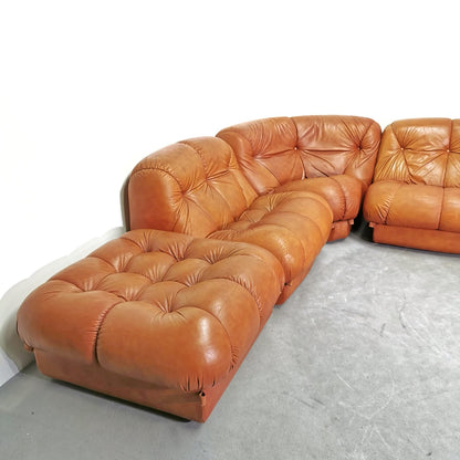 Modular sofa in leather, Nuvolone Rino Maturi by Mimo Design 1970s
