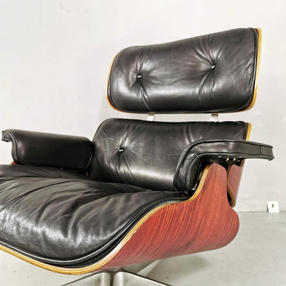 Poltrone Lounge Charles & Ray Eames per Herman Miller by ICF