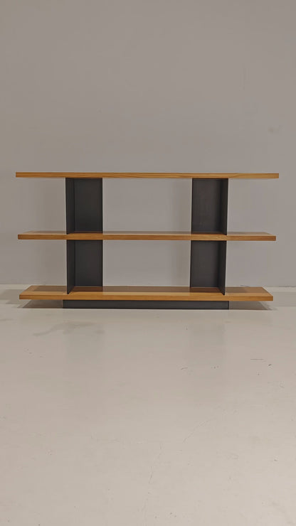 Bibliothèque mobile en chêne, Charlotte Perriand, années 70