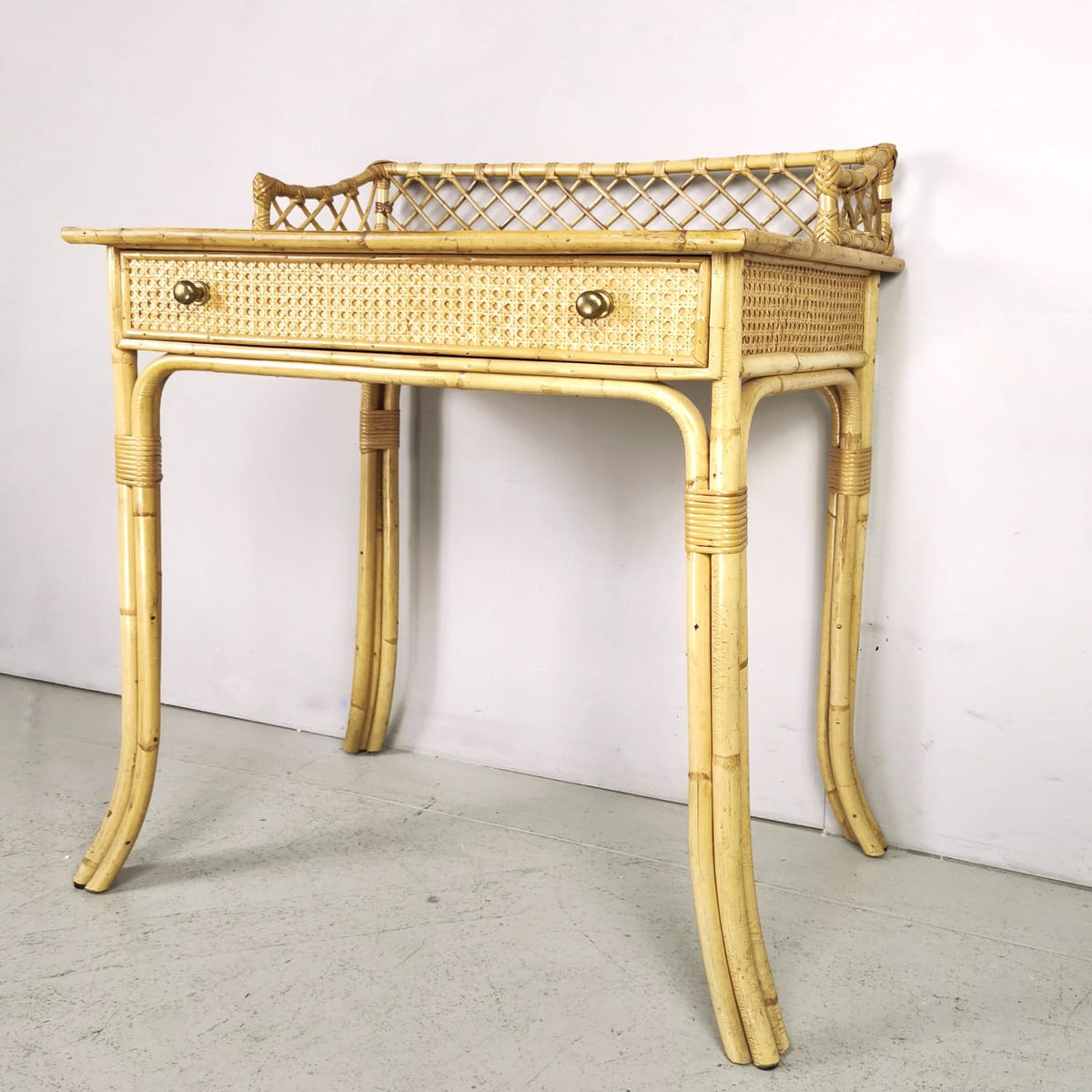 Bureau d'entrée en bambou, osier et rotin, années 40-50