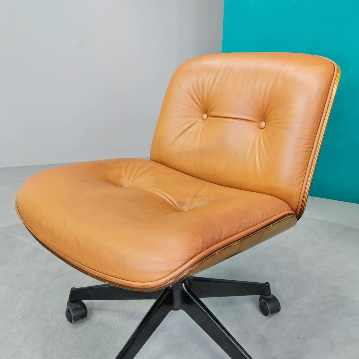 Ico Parisi Swivel Armchair for MIM 1970s