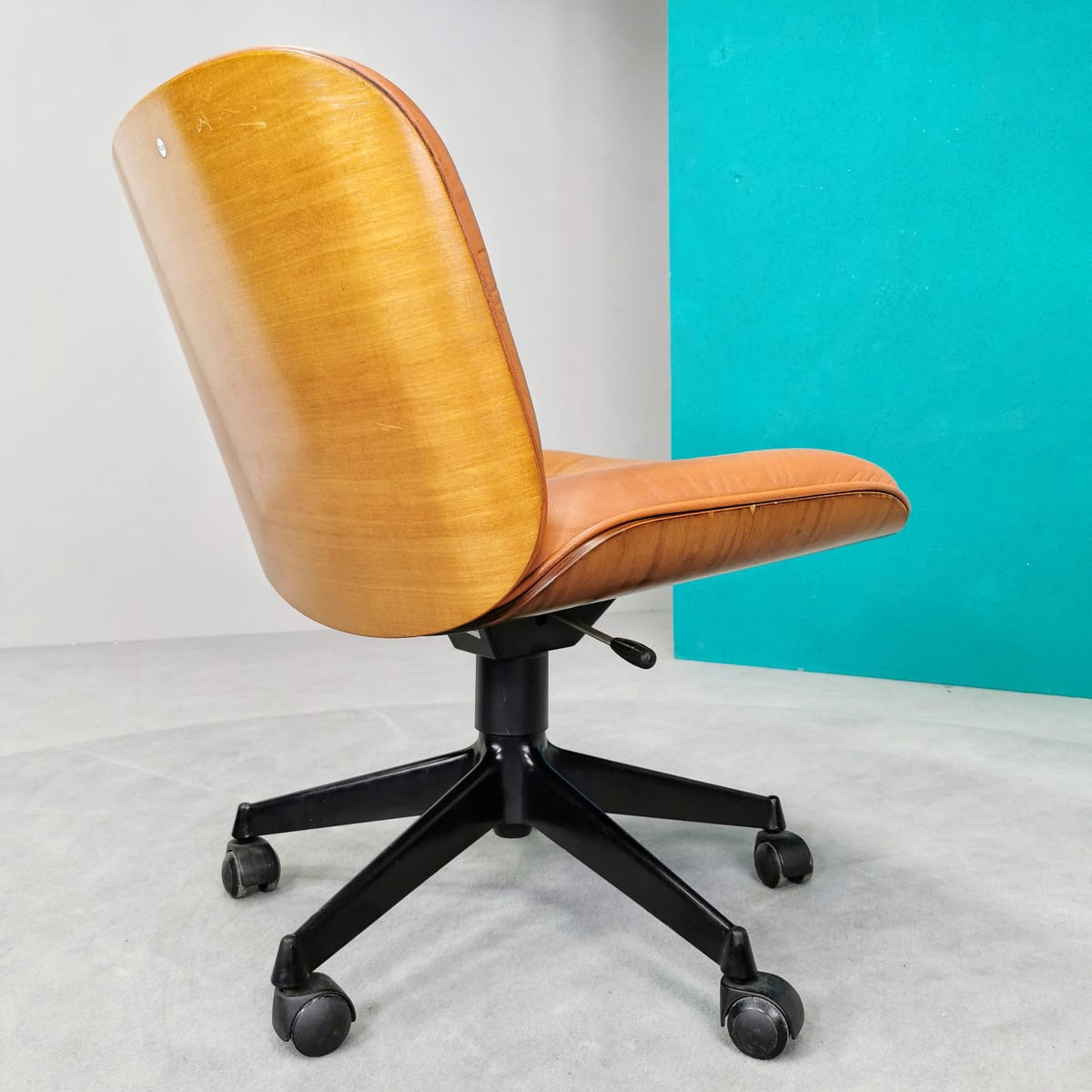 Ico Parisi Swivel Armchair for MIM 1970s