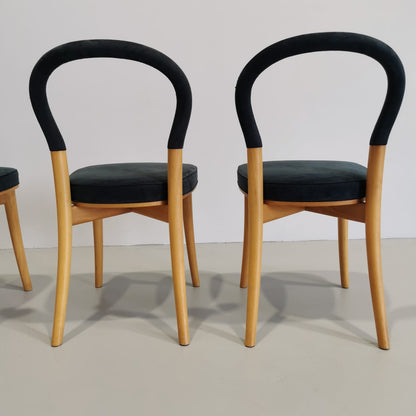 Lot de 4 chaises en bois et tissu bleu Cassina Göteborg, Erik Gunnar Asplund, années 80