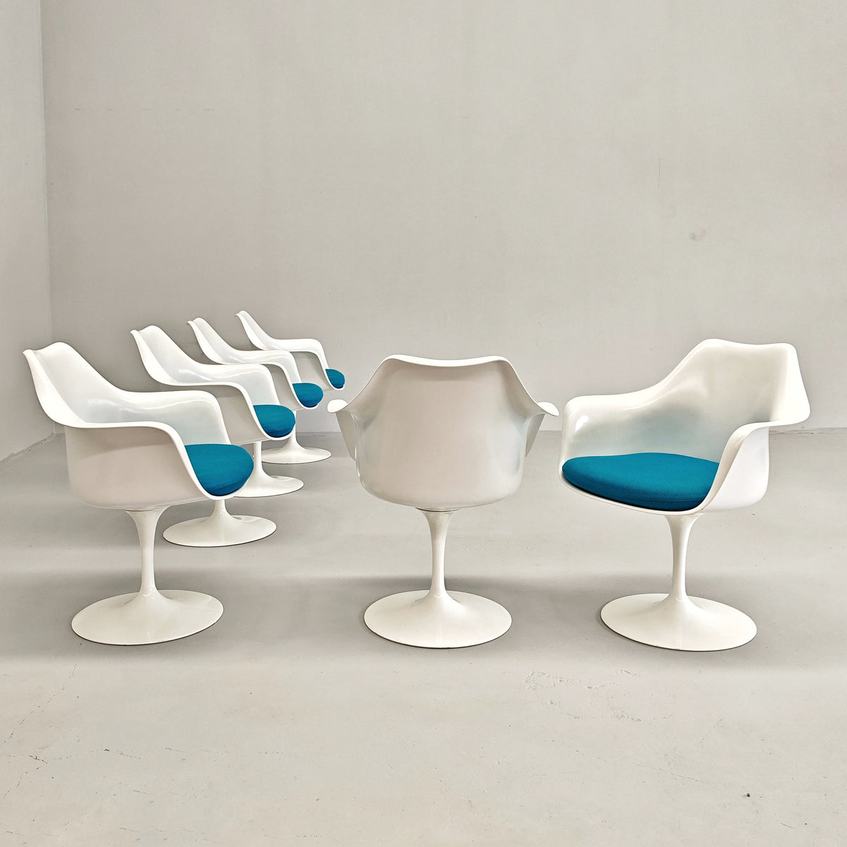 sedie poltroncine Tulip Eero Saarinen 