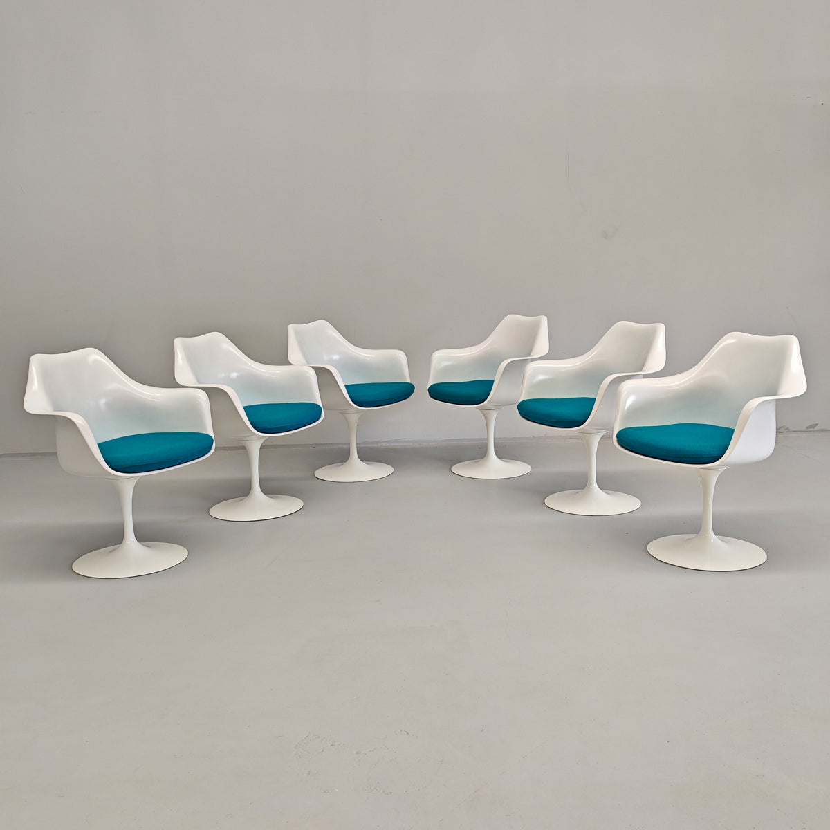 original tulip chair armchair 