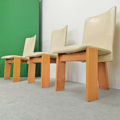Ensemble de 6 chaises des années 70/80 en cuir beige et bois clair