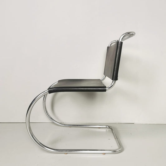 Sedie MR10 Ludwig Mies van der Rohe per Knoll International