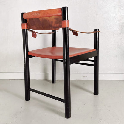 Hibiscus leather chair with armrests from the 80s