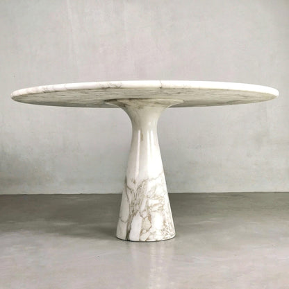 Tavolo Tondo Marmo Calacatta mod. M1, Angelo Mangiarotti per Tisettanta , 1969.