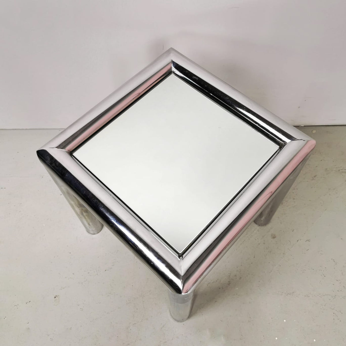 Tavolino quadrato specchiato Renato Zevi 1970s