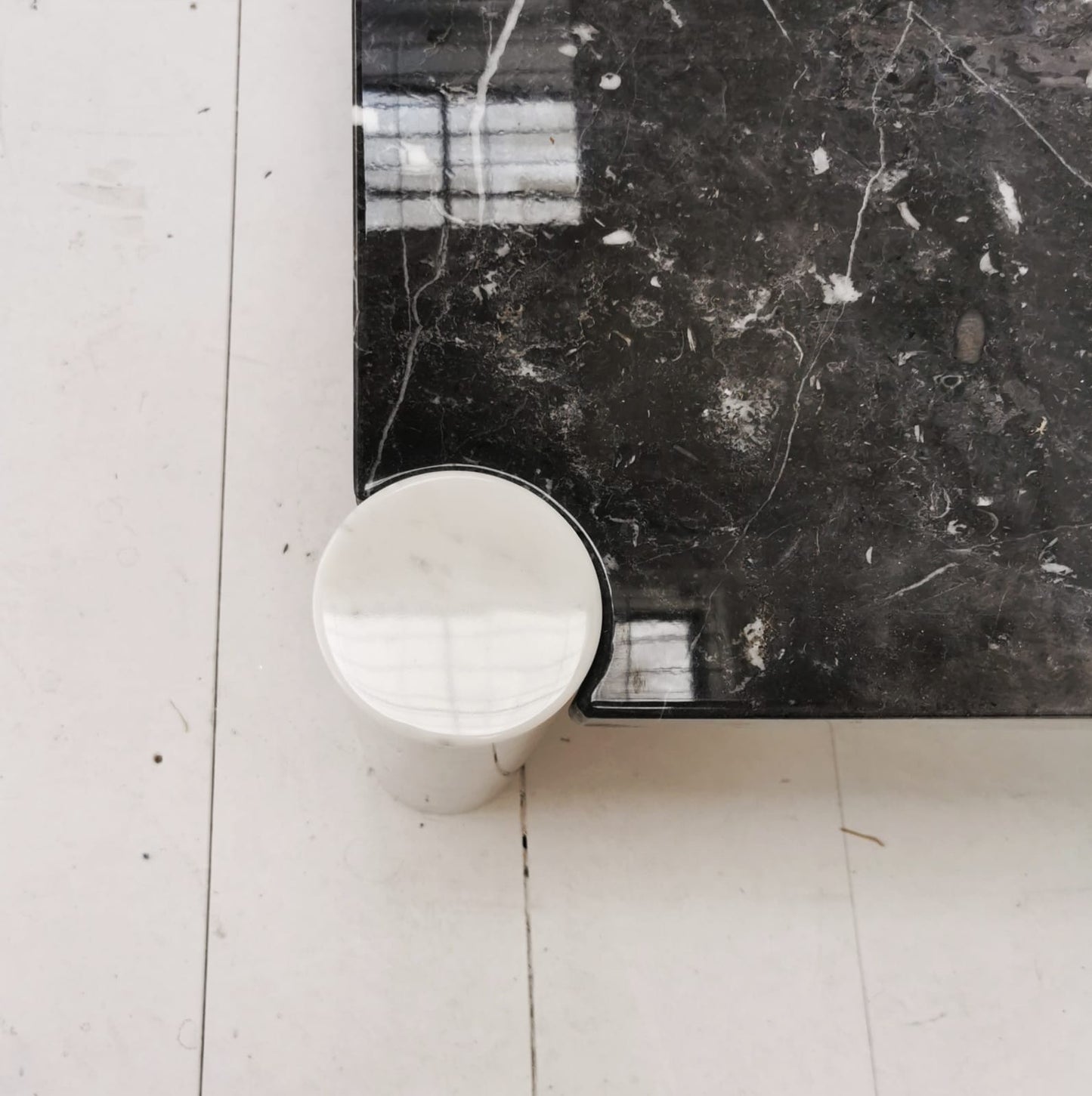 Coffee Table in Jumbo Gae Aulenti marble for Knoll 1970ìs