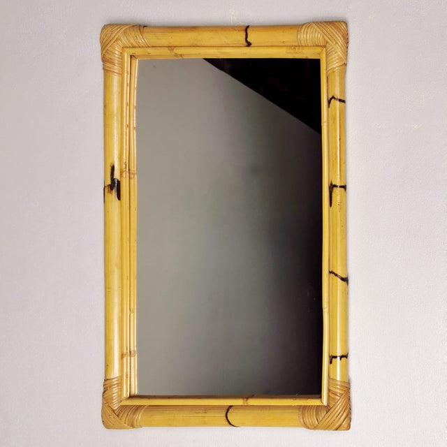 Miroir rectangulaire vintage en bambou des années 1970